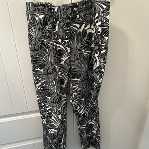 White House Black Market-Slim ankle slacks. Size 12 Curvy. Black & white print.